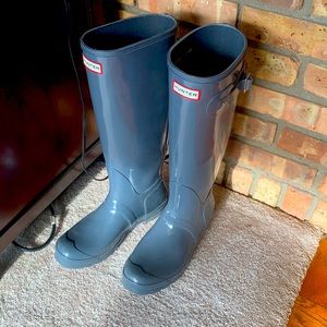 Tall Gray Hunter Boots size 9